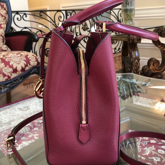 Michael Kors Kimberly handbag&wallet - Picture 6 of 8